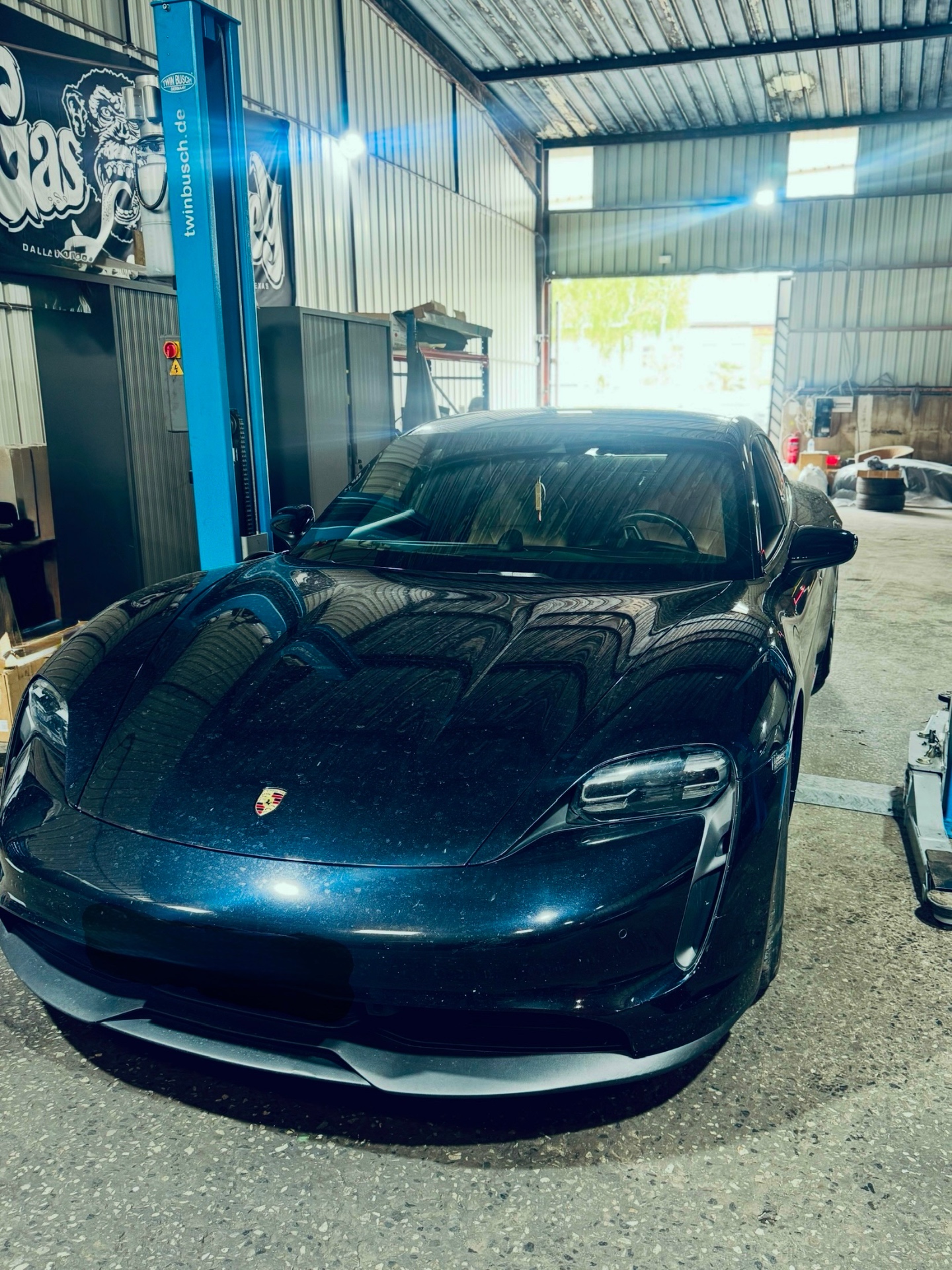 Porsche en intervention chez IK Motor
